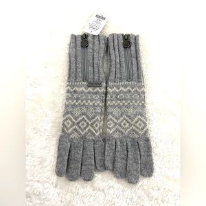 BNWT Bench Women’s Winter Gloves